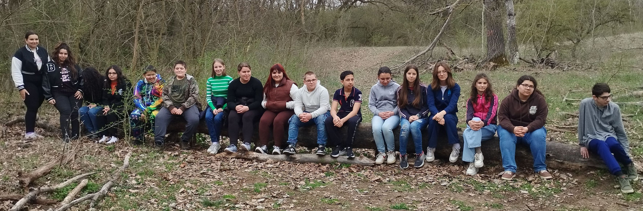 Diákok az erdei iskola programján